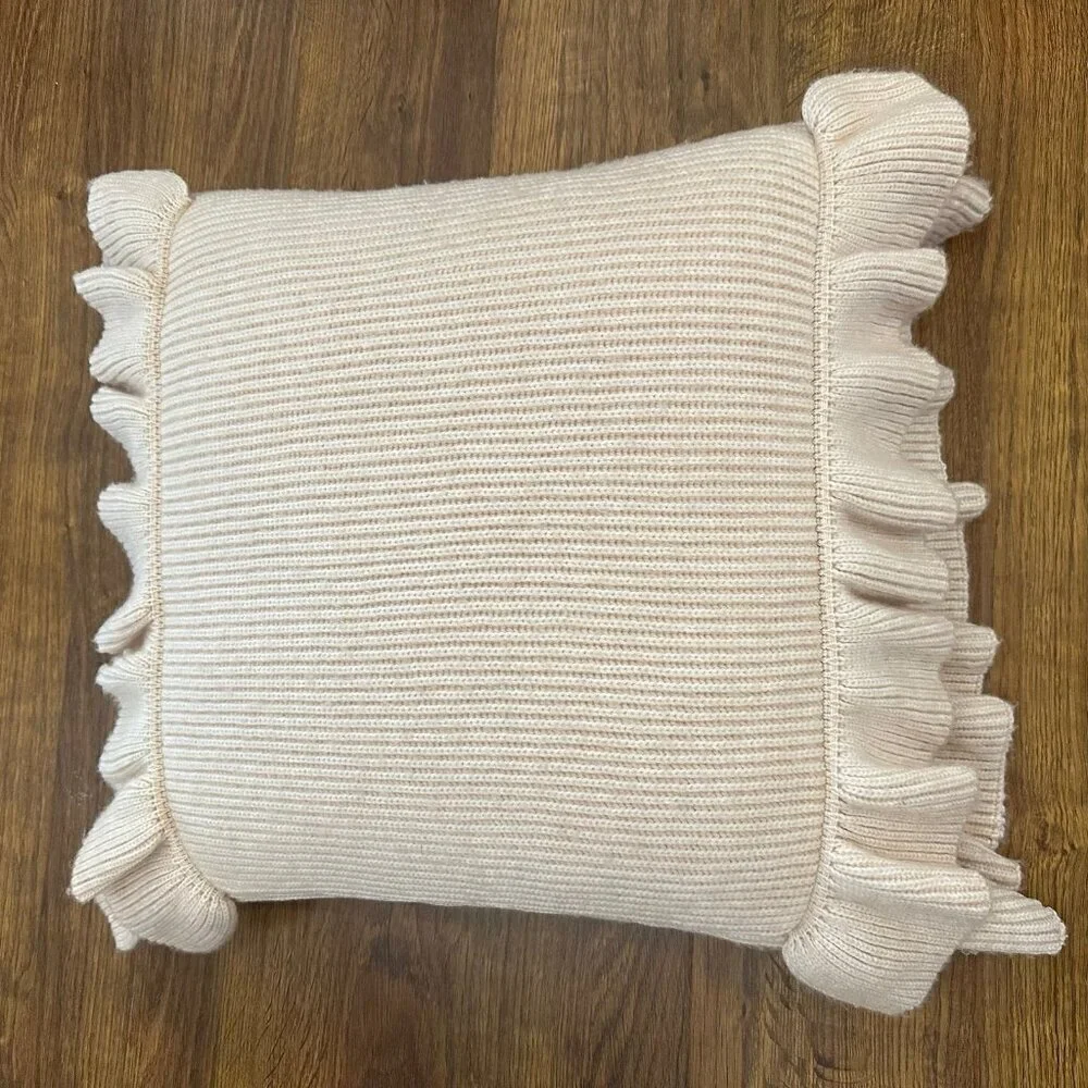 Pottery Barn Emily & Meritt Double Ruffle Knit Pillow Cover and insert